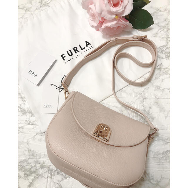 フルラ   FURLA furla ショルダーバッグ　ピンクベージュ　新品未使用レディース