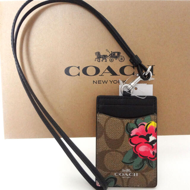 COACH(コーチ)の限定コーチ ☆新品☆ 最新作 COACH パスケース IDストラップランヤード レディースのファッション小物(パスケース/IDカードホルダー)の商品写真