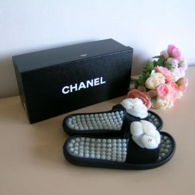 CHANEL - ☆正規品☆CHANEL☆シャワーサンダル☆カメリア☆黒 CHANEL - ☆正規品☆CHANEL☆シャワーサンダル☆カメリア☆黒