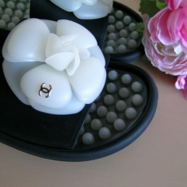 CHANEL - ☆正規品☆CHANEL☆シャワーサンダル☆カメリア☆黒 CHANEL - ☆正規品☆CHANEL☆シャワーサンダル☆カメリア☆黒