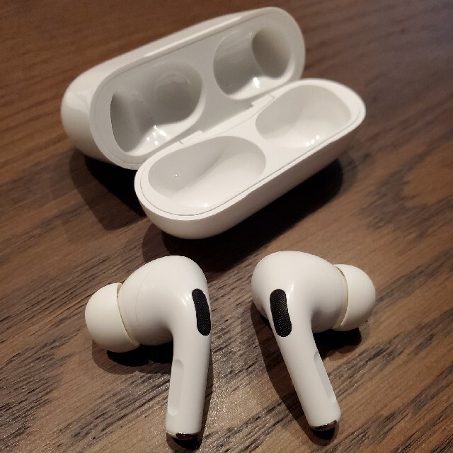 Apple AirPods Pro エアーポッズ　プロ