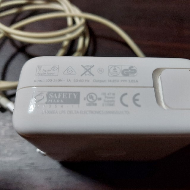 Mac (Apple)(マック)のMAC 充電器 Magsafe 2 Power Adapter 45W スマホ/家電/カメラのPC/タブレット(PC周辺機器)の商品写真