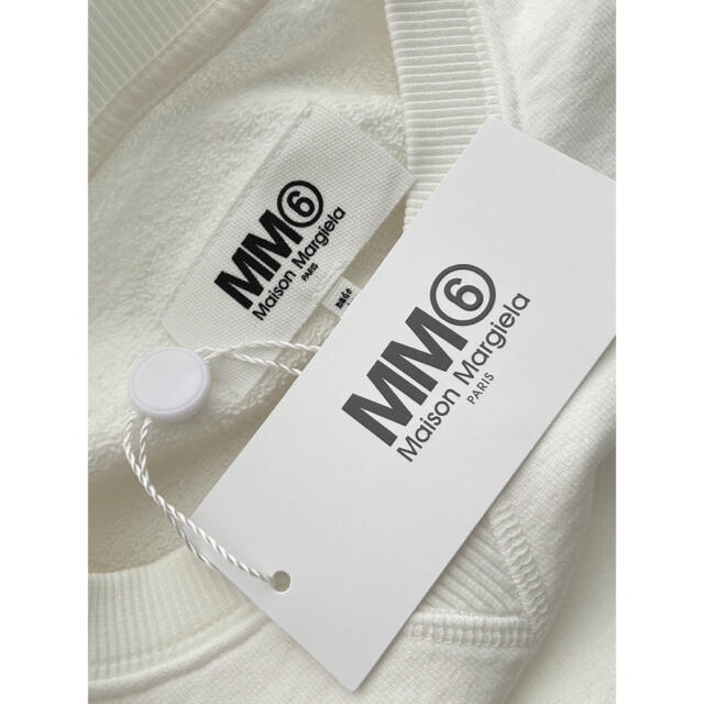 MM6(エムエムシックス)の【新品】MM6 MaisonMargiela ワッペントレーナー レディースのトップス(トレーナー/スウェット)の商品写真