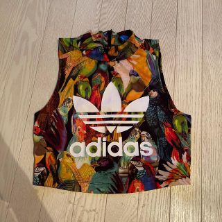 アディダス(adidas)のadidas トップス(タンクトップ)