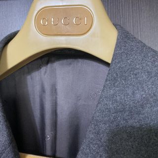 グッチ(Gucci)のGUCCI スーツ 濃いめのグレー(セットアップ)