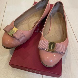 サルヴァトーレフェラガモ(Salvatore Ferragamo)のサルバトーレフェラガモ　バレエシューズ(バレエシューズ)