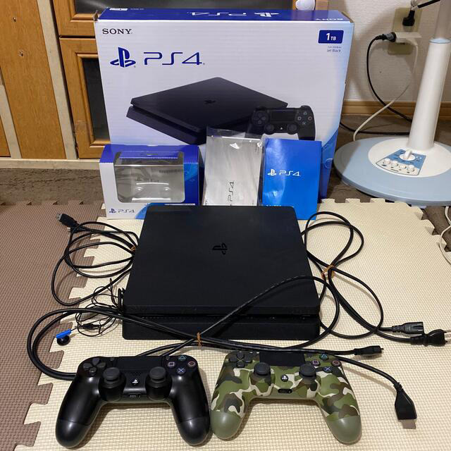 SONY PlayStation4 本体 CUH-2000BB01＋1ソフト