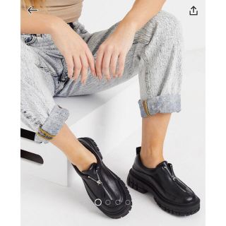 エイソス(asos)の【専用】ASOS フロントジップスニーカー(ローファー/革靴)