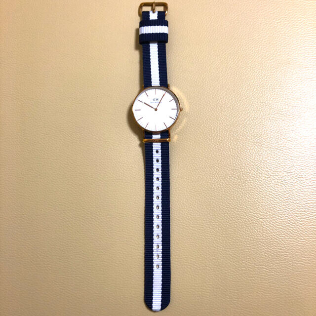 Daniel Wellington(ダニエルウェリントン)の【大幅値下げ!!】ダニエルウェリントン 36mm ローズゴールド  レディースのファッション小物(腕時計)の商品写真