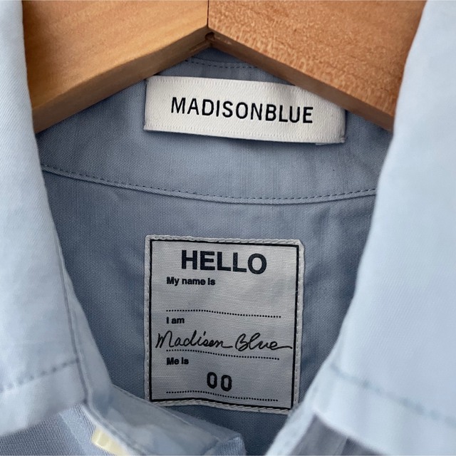 MADISONBLUE(マディソンブルー)の美品❤︎マディソンブルー  カフシャツ　ブルー　水色 レディースのトップス(シャツ/ブラウス(長袖/七分))の商品写真