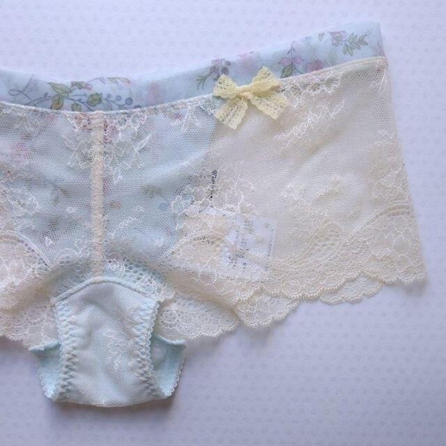 パルファージュ ❁ キャミソール ショーツ 小花Blu