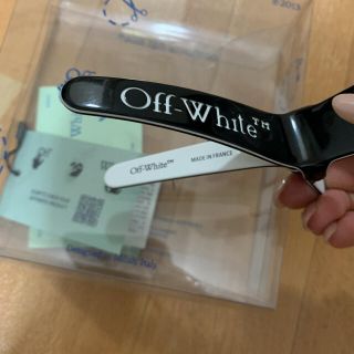 オフホワイト(OFF-WHITE)のOff-White ヘアクリップ(バレッタ/ヘアクリップ)