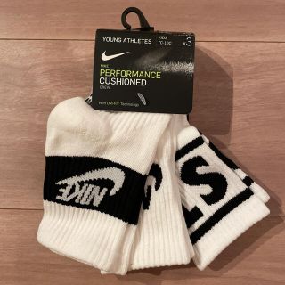 ナイキ(NIKE)の新品　NIKEナイキ　キッズソックス靴下　3足セット　16〜18㎝　白(靴下/タイツ)