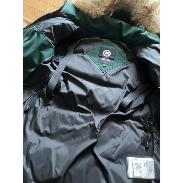 CANADA GOOSE(カナダグース)のカナダグース　チェルシーパーカー　緑　グリーン レディースのジャケット/アウター(ダウンジャケット)の商品写真