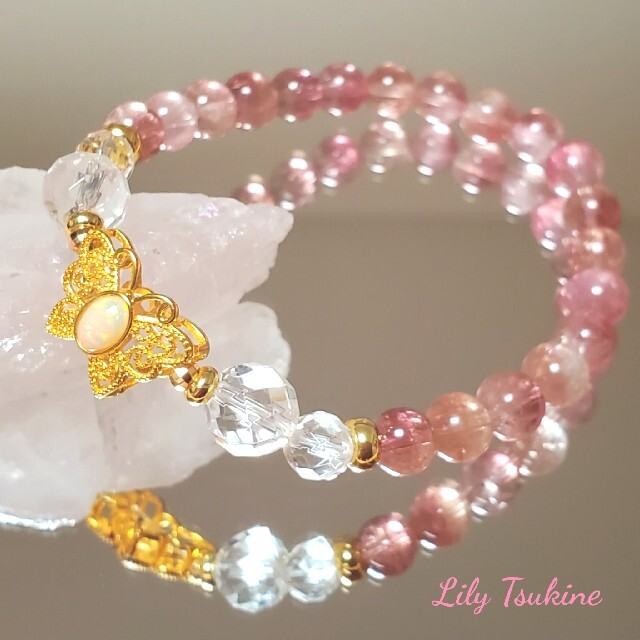 占い師Lilyの手作りブレスレット❣️ピンクトルマリン&オパール蝶々