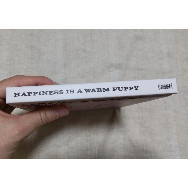 SNOOPY(スヌーピー)のスヌーピー絵本「HAPPINESS IS WARM PUPPY」 エンタメ/ホビーの本(絵本/児童書)の商品写真