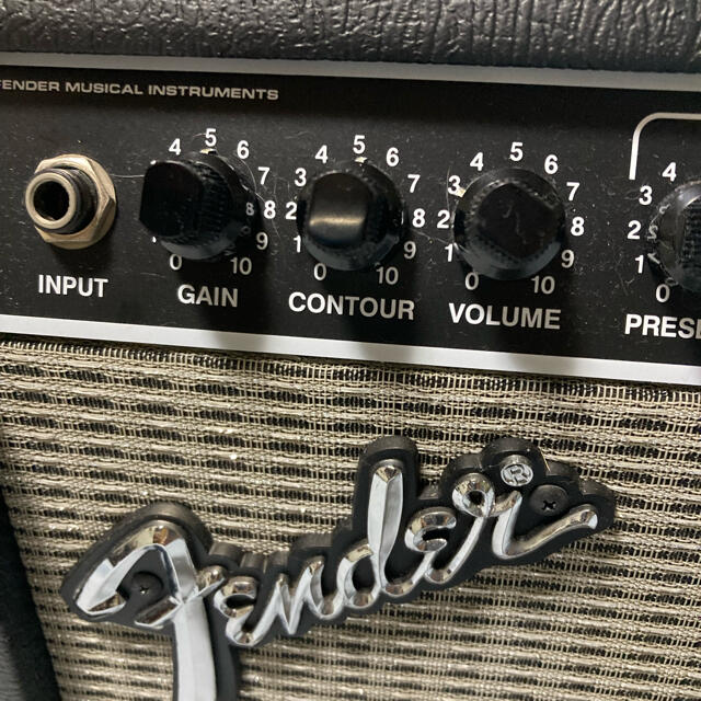 Fender(フェンダー)のfender  SR15CE 美品 楽器のギター(ギターアンプ)の商品写真