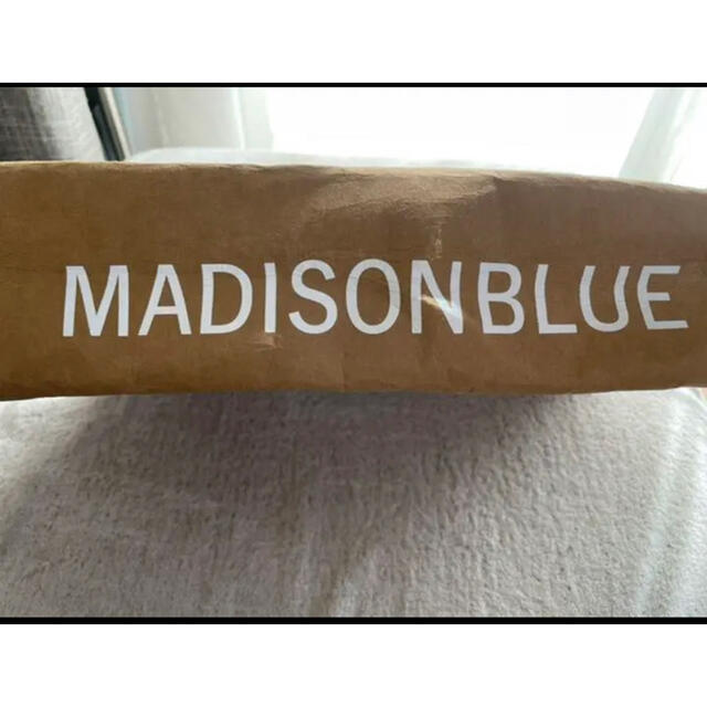 レディースMADISON BLUE バック新品未使用