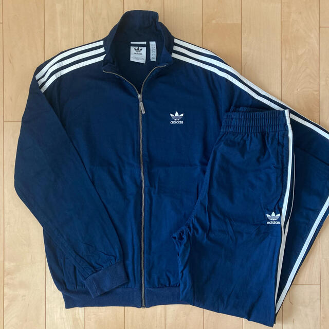 新品 adidas アディダスオリジナル 上下セット ネイビー セットアップ