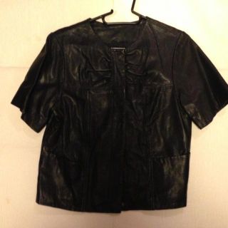 トップショップ(TOPSHOP)のＴＯＰ ＳＨＯＰ 半袖レザージャケット(ノーカラージャケット)