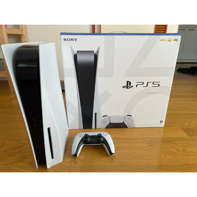 PlayStation(プレイステーション)の[中古] PS5 cfi-1000a01 エンタメ/ホビーのゲームソフト/ゲーム機本体(家庭用ゲーム機本体)の商品写真