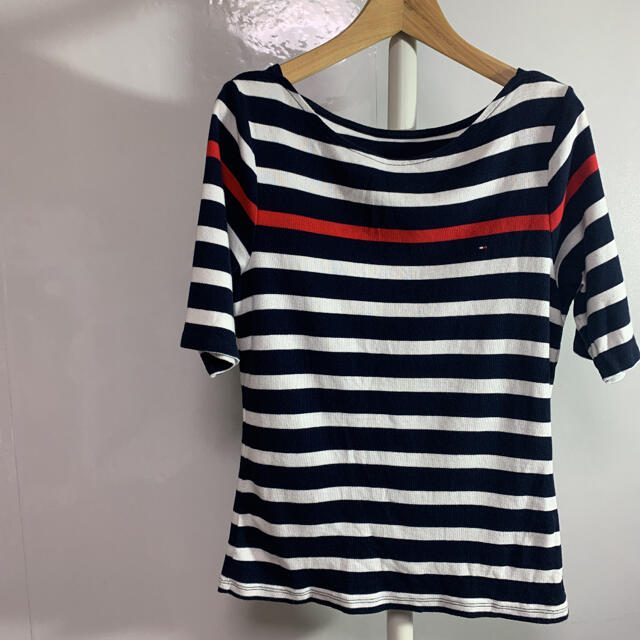 TOMMY HILFIGER(トミーヒルフィガー)のtommy hilfiger Tシャツ S-M ボーダー　品番3 レディースのトップス(Tシャツ(半袖/袖なし))の商品写真