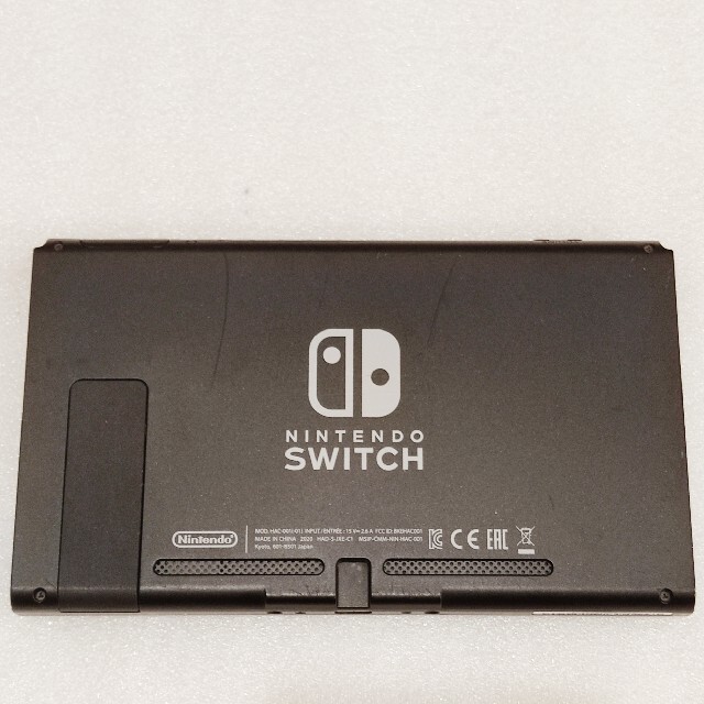 Nintendo Switch(ニンテンドースイッチ)の新型ニンテンドースイッチ　本体のみ エンタメ/ホビーのゲームソフト/ゲーム機本体(家庭用ゲーム機本体)の商品写真