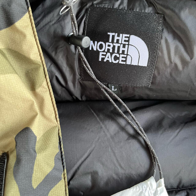 THE NORTH FACE(ザノースフェイス)のノースフェイス　バルトロ　新品　L 迷彩 メンズのジャケット/アウター(ダウンジャケット)の商品写真