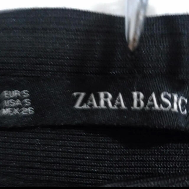 ZARA(ザラ)のZARA スキニーパンツ レディースのパンツ(スキニーパンツ)の商品写真