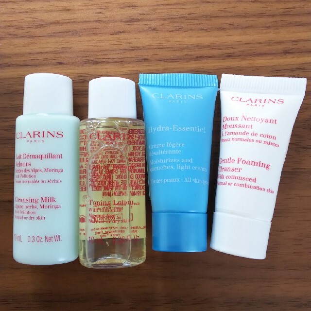 CLARINS(クラランス)のCLARINS  洗顔 クレンジング ローション 保湿クリームセット コスメ/美容のキット/セット(サンプル/トライアルキット)の商品写真