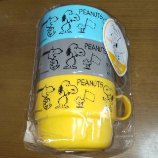 ピーナッツ(PEANUTS)のPEANUTS スヌーピー    コップ 3個セット(キャラクターグッズ)