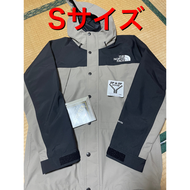 THE NORTH FACE(ザノースフェイス)のノースフェイス マウンテンライトジャケット ミネラルグレー Sサイズ メンズのジャケット/アウター(マウンテンパーカー)の商品写真