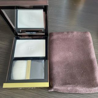 トムフォード(TOM FORD)のフェイスパウダー(フェイスパウダー)