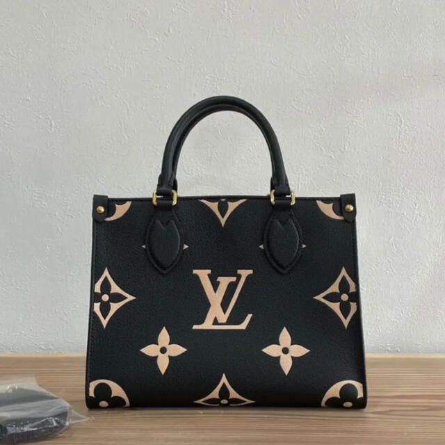 小傷ある展示品または未使用品Ｓお取置き LOUIS VUITTON ルイヴィトン ハンドバッグ オンザゴーPM