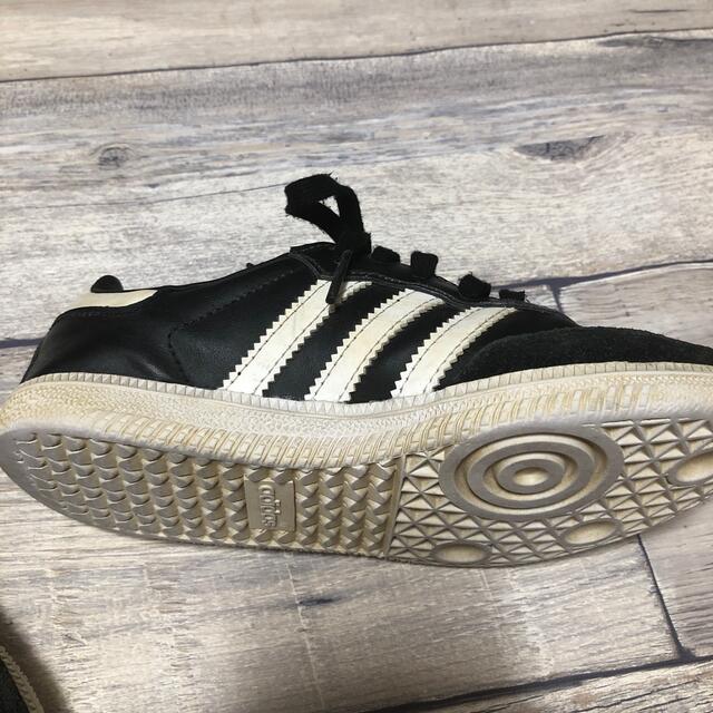 adidas(アディダス)のadidas スニーカー　キッズ　18cm キッズ/ベビー/マタニティのキッズ靴/シューズ(15cm~)(スニーカー)の商品写真