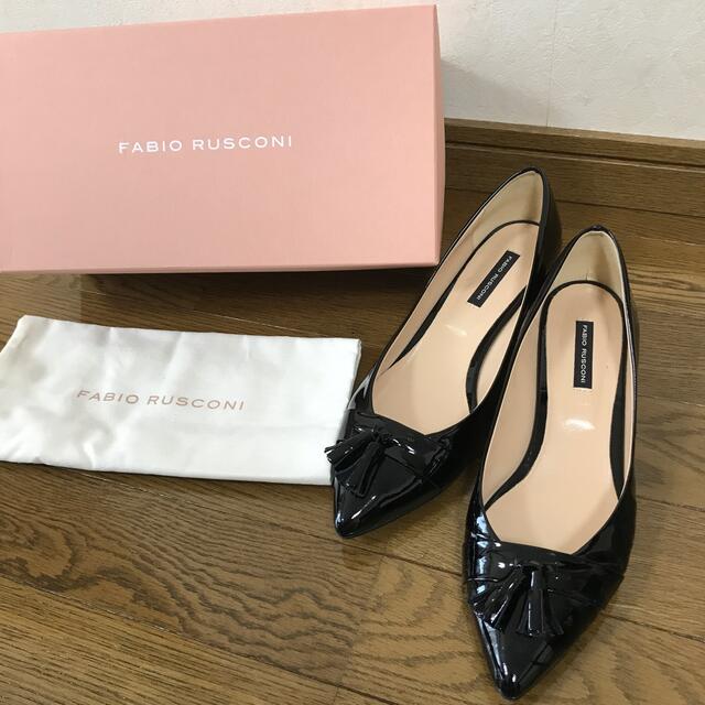 FABIO RUSCONI(ファビオルスコーニ)のタッセルエナメルパンプス レディースの靴/シューズ(ハイヒール/パンプス)の商品写真