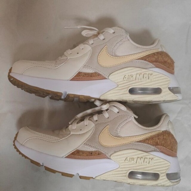 NIKE - エアマックス エクシー コルク 24cmの通販 by こまこま|ナイキ