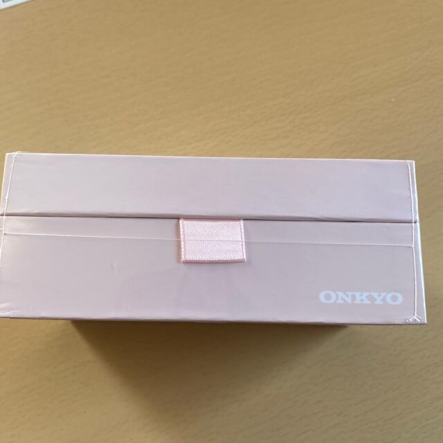 ONKYO(オンキヨー)のサマンサタバサ　ワイヤレスイヤホン　ピンク スマホ/家電/カメラのオーディオ機器(ヘッドフォン/イヤフォン)の商品写真
