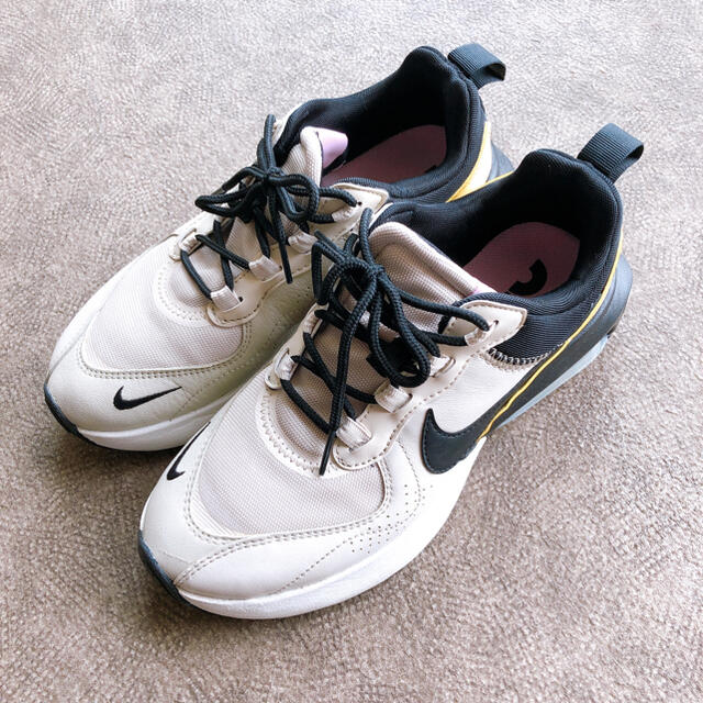 NIKE AIR MAX ヴェローナ 24.5cm-