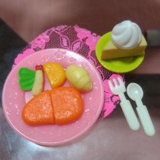 リカちゃん　ミニチュアフード　かわいいお食事セット(ぬいぐるみ/人形)