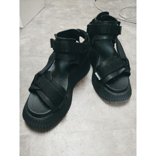 ユリウス(JULIUS)のjulius カウスキンレザーサンダル size2 707fwm2(サンダル)