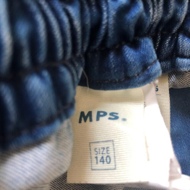 MPS(エムピーエス)のMPS ジーンズ キッズ/ベビー/マタニティのキッズ服女の子用(90cm~)(パンツ/スパッツ)の商品写真