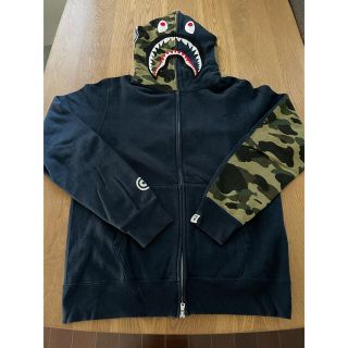 アベイシングエイプ(A BATHING APE)のA BATHING  APE BAPE シャークパーカー(パーカー)