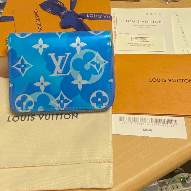 LOUIS VUITTON(ルイヴィトン)の限定品 ルイヴィトン ジッピー コインパース バレンタインコレクション レディースのファッション小物(コインケース)の商品写真