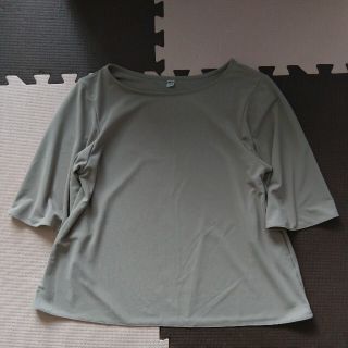 ユニクロ(UNIQLO)のユニクロ　クレープジャージーT 5分袖 M(シャツ/ブラウス(半袖/袖なし))