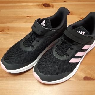 アディダス(adidas)のアディダス　スニーカー　22cm(スニーカー)