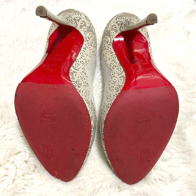 Christian Louboutin(クリスチャンルブタン)の激レア♡Louboutin❤️パンプス👠✨23.5cm レディースの靴/シューズ(ハイヒール/パンプス)の商品写真
