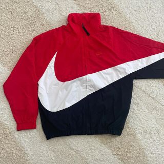 ナイキ(NIKE)のNIKE swoosh ナイキ　スウッシュ　ウーヴン　ジャケット　　2019　赤(ナイロンジャケット)