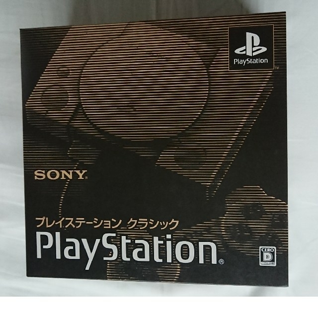 PlayStation(プレイステーション)のSONY  プレイステーション クラシック 他ゲーム機本体 SCPH-1000R エンタメ/ホビーのゲームソフト/ゲーム機本体(家庭用ゲーム機本体)の商品写真