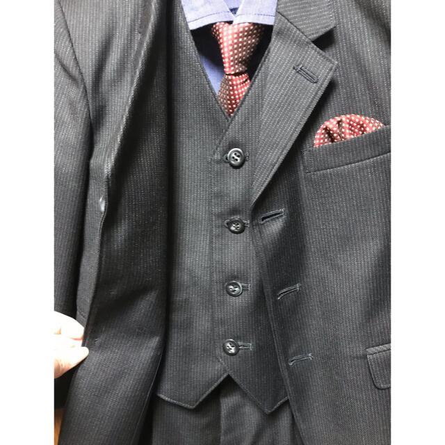 キッズスーツ　子供用スーツ　男児スーツ 6点セット　（オマケ付）　サイズ120ドレス/フォーマル